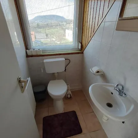 Kekturas-tora-nyilo Privat Berlemeny Εξοχικό σπίτι *